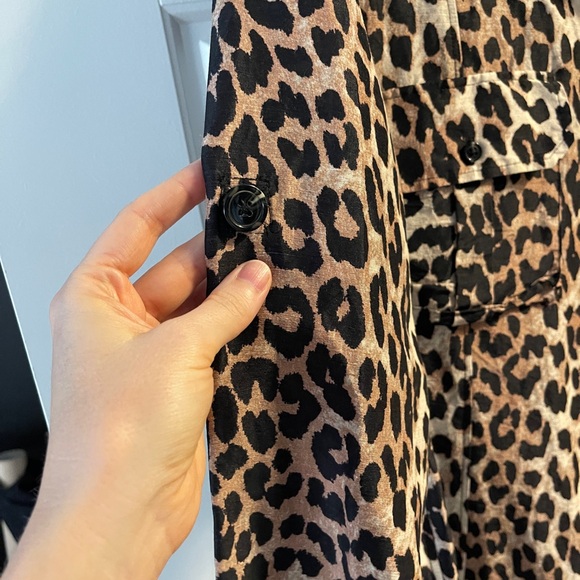 Ganni Linen and Silk blouse - Leopard Sz 40 US 8/10 - Picture 6 of 7